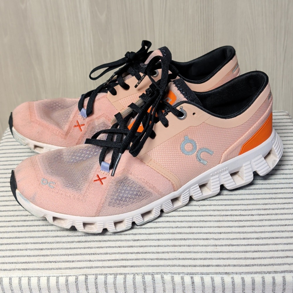 On Cloud X 3 Running Shoes Womens 8 Peach Pink Gray CloudTec Trainers Sneakers